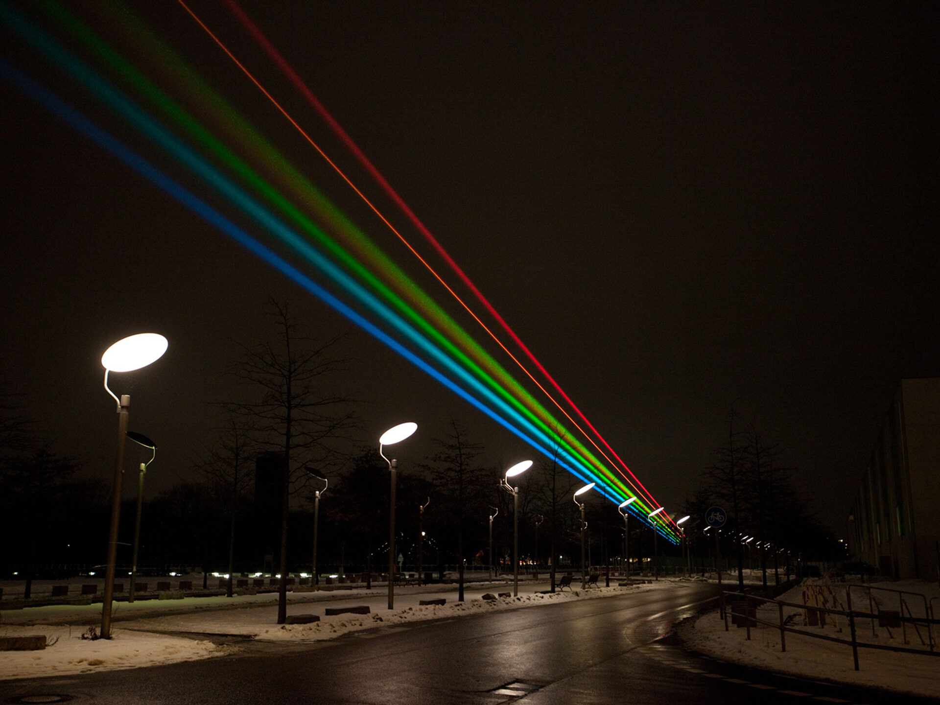 Laserfabrik global rainbow berlin 2010 01