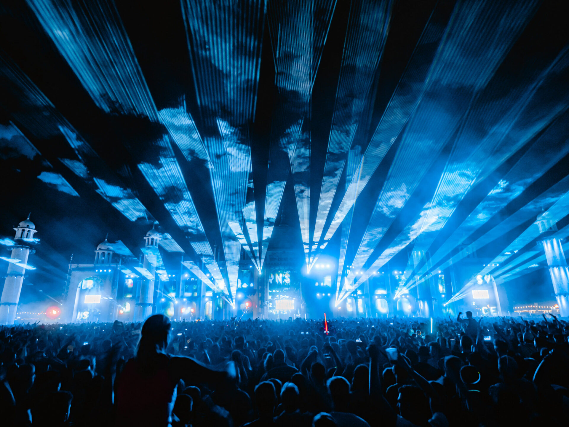 Laserfabrik lasershow Airbeat One 2019 4