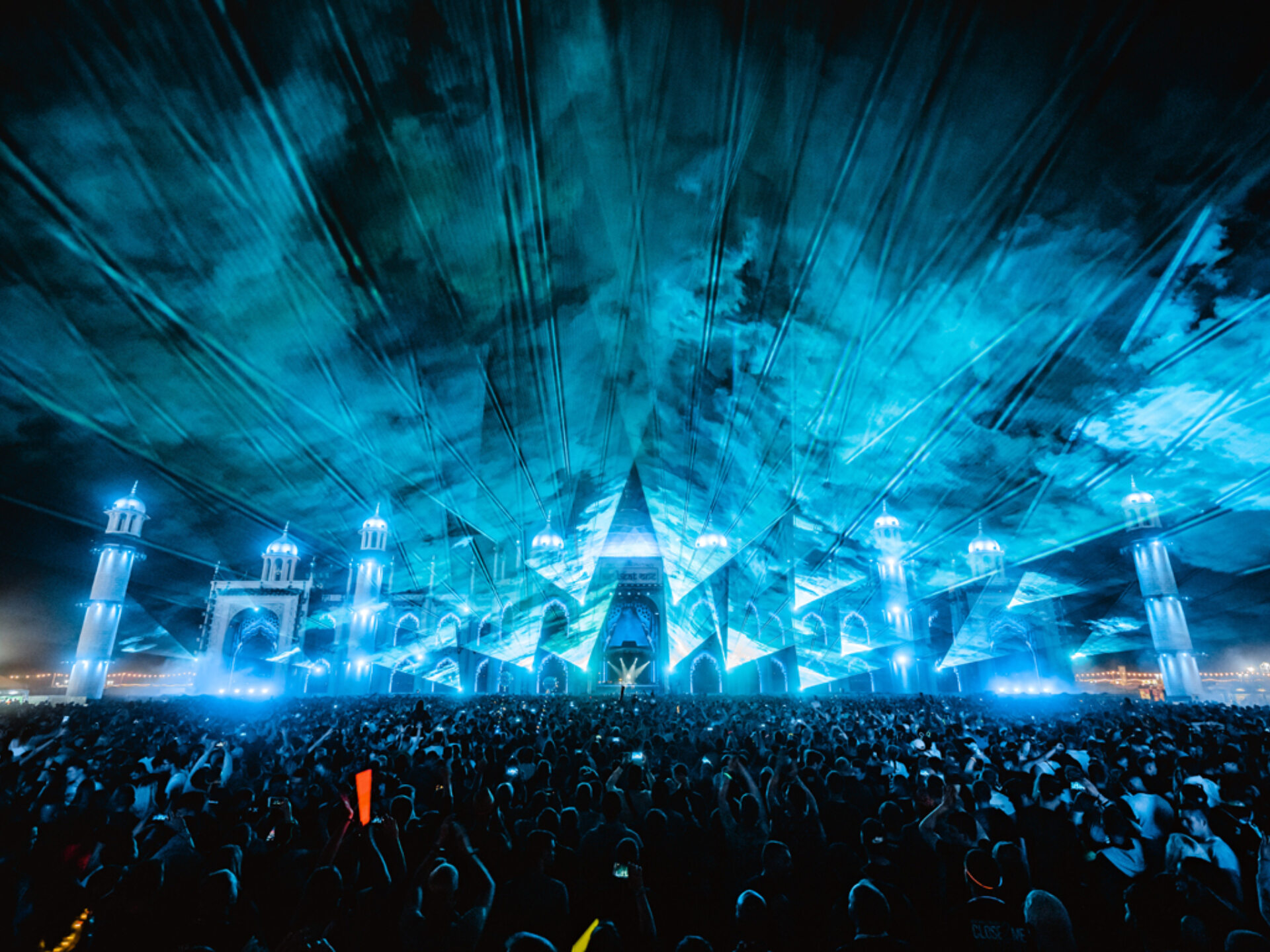 Laserfabrik lasershow Airbeat One 2019 7