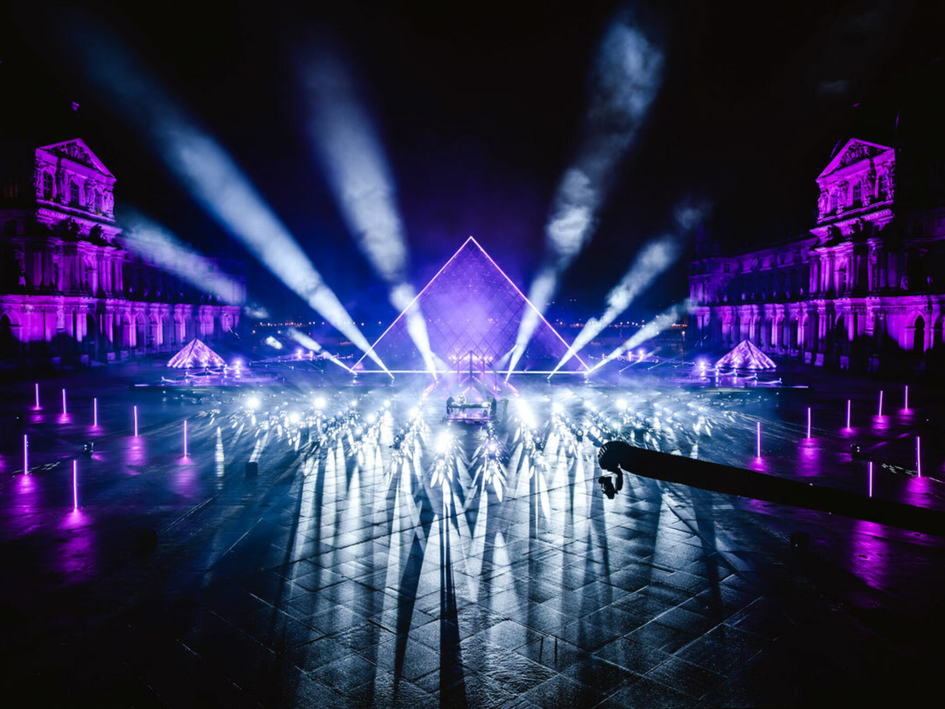 Laserfabrik David Guetta Louvre NYE 01