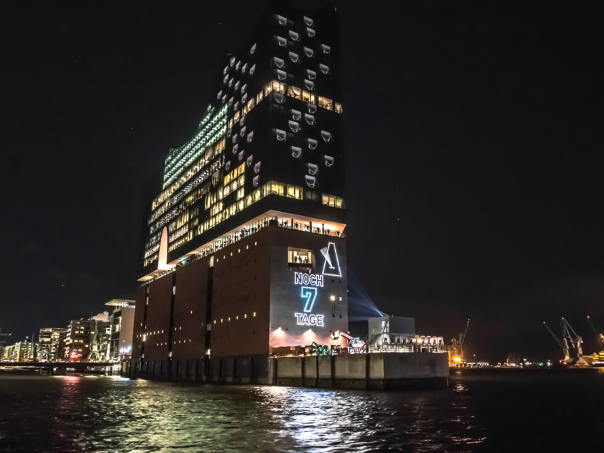 Laserfabrik Elbphilharmonie Opening 02